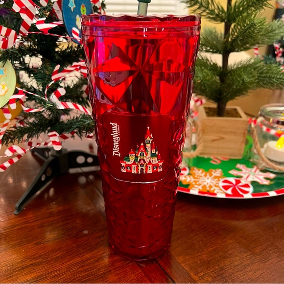 Disneyland Starbucks Christmas holiday Red Tumbler Drinkware